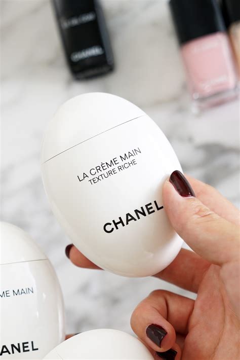 chanel la crème main hand cream|chanel hand cream review.